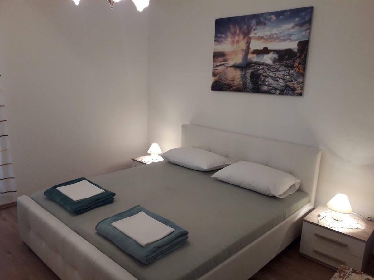 Apartman Helena سينج المظهر الخارجي الصورة