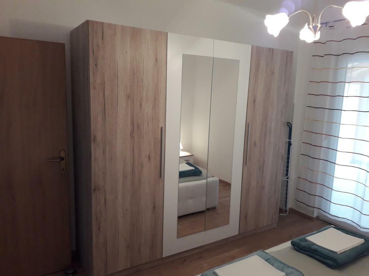 Apartman Helena سينج المظهر الخارجي الصورة